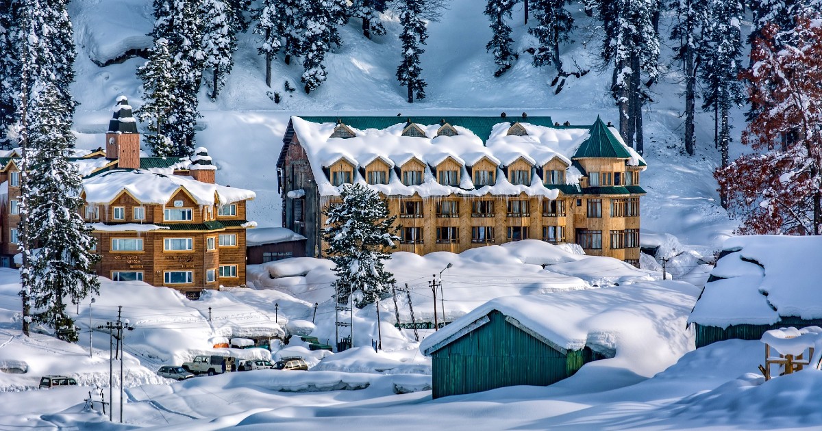Not Switzerland: Kashmir, Himachal & Uttarakhand’s Snowfall Reveals India’s True Winter Landscapes